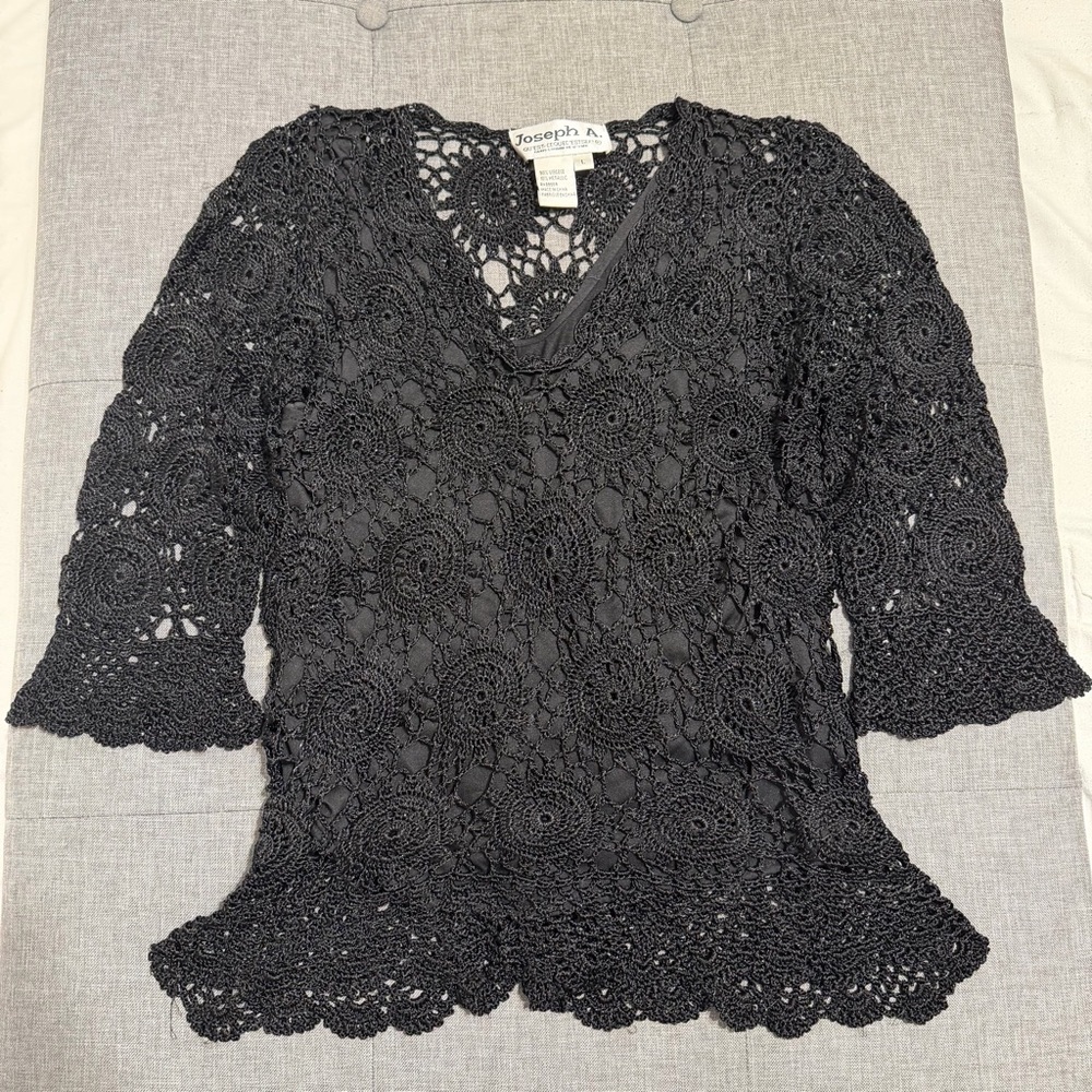 Joseph A. Vintage Crochet Lace Overlay with 3/4 sleeve
